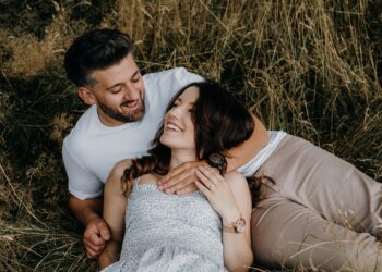 She Came to Me Crying About a Breakup – But What She Really Needed Was Permission to Stop Trying