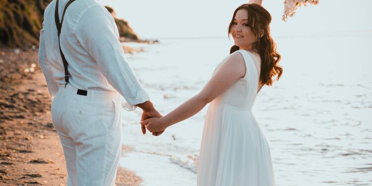 The Ultimate Profile Makeover – How to Get 10x More Matches on Any Dating App