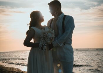 The Psychology of Attraction – Why She’s Not Replying (And How to Fix It)