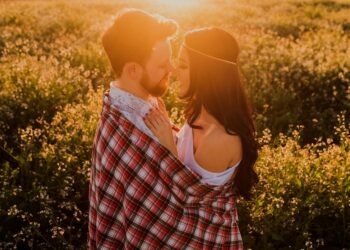 The “Profile Overhaul” – Why Your Dating Bio Is Repelling Quality Matches (And How to Fix It)