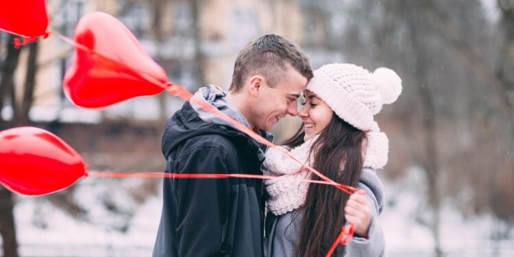 Why Being Single in Your 30s Is Your Secret Superpower – and How to Use It