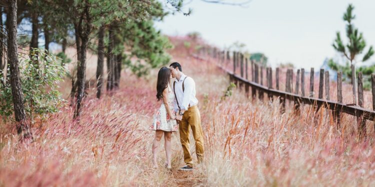 Dating After Divorce – How to Rebuild Your Love Life with Confidence