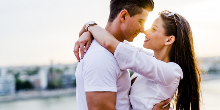Three First Dates, Three Outcomes – What Happened When I Messaged the Same Woman Three Different Ways