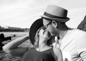 “The Swipe” – A Documentary About Modern Dating