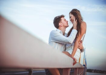  The 5?Stage First Date Blueprint – From Swipe to Second Kiss